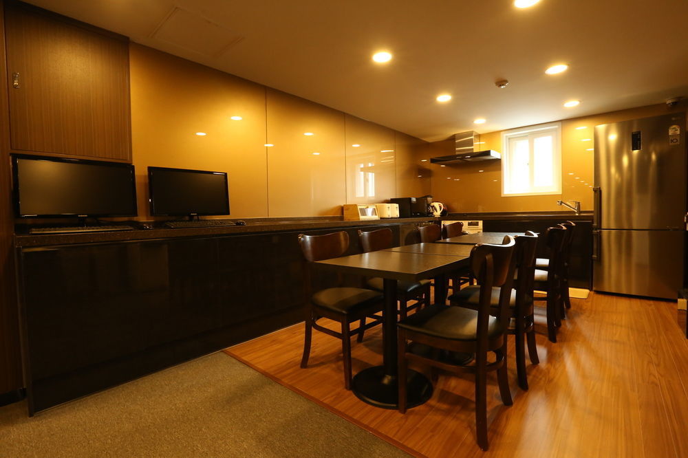 Philstay Dongdaemun Avenue Сеул Екстериор снимка